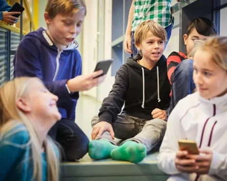 The Scandinavian nation to Introduce Countrywide Mobile Phone Restriction in Educational Institutions