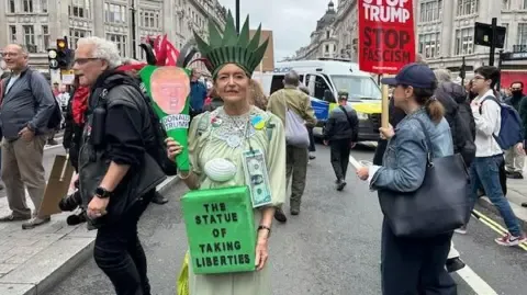 Numerous Demonstrators Assemble in Central London to Denounce Trump's Return Diplomatic Journey