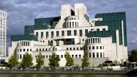 The UK's Secret Intelligence Service Launches Encrypted Gateway to Attract Intelligence Sources in Russia
