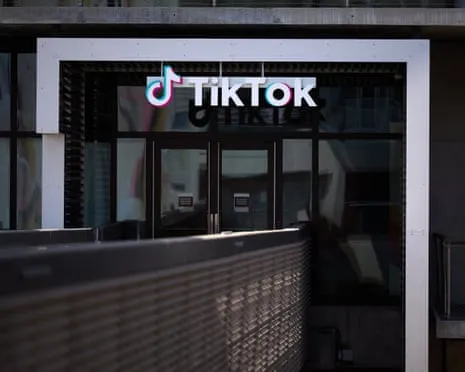 Trump Applauds TikTok Potential Deal while China Hints Algorithm Management Remains
