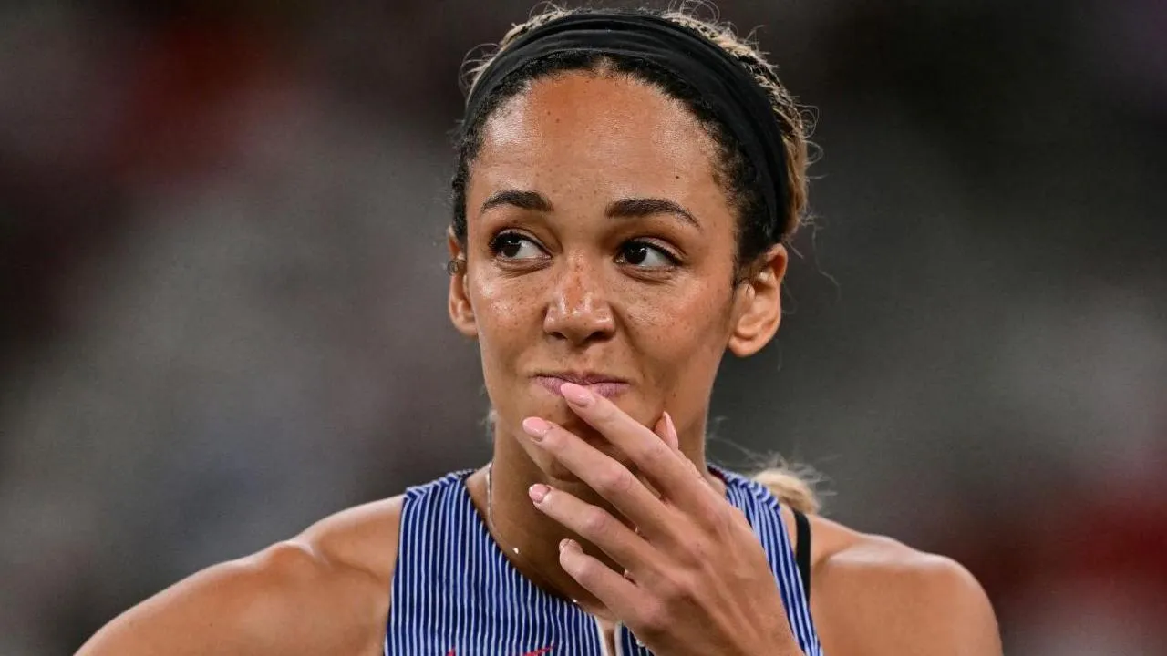 Johnson-Thompson in heptathlon podium contention following first day