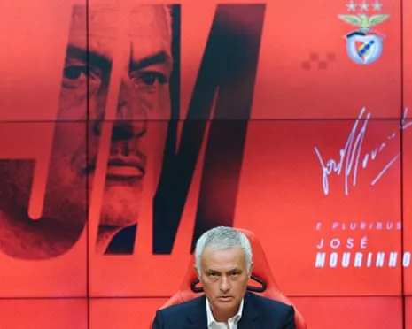José Mourinho Makes a Comeback to Benfica: An Intriguing Move for the Iconic Gaffer?